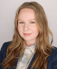 Gin Burroughs Headshot