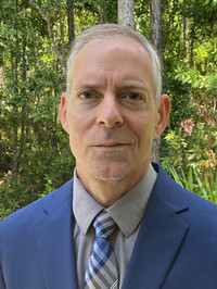 Kerry Clark Headshot