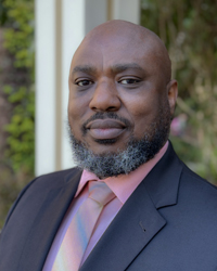 Abom Taylor Headshot