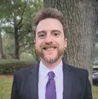 Headshot of Sean Freeder