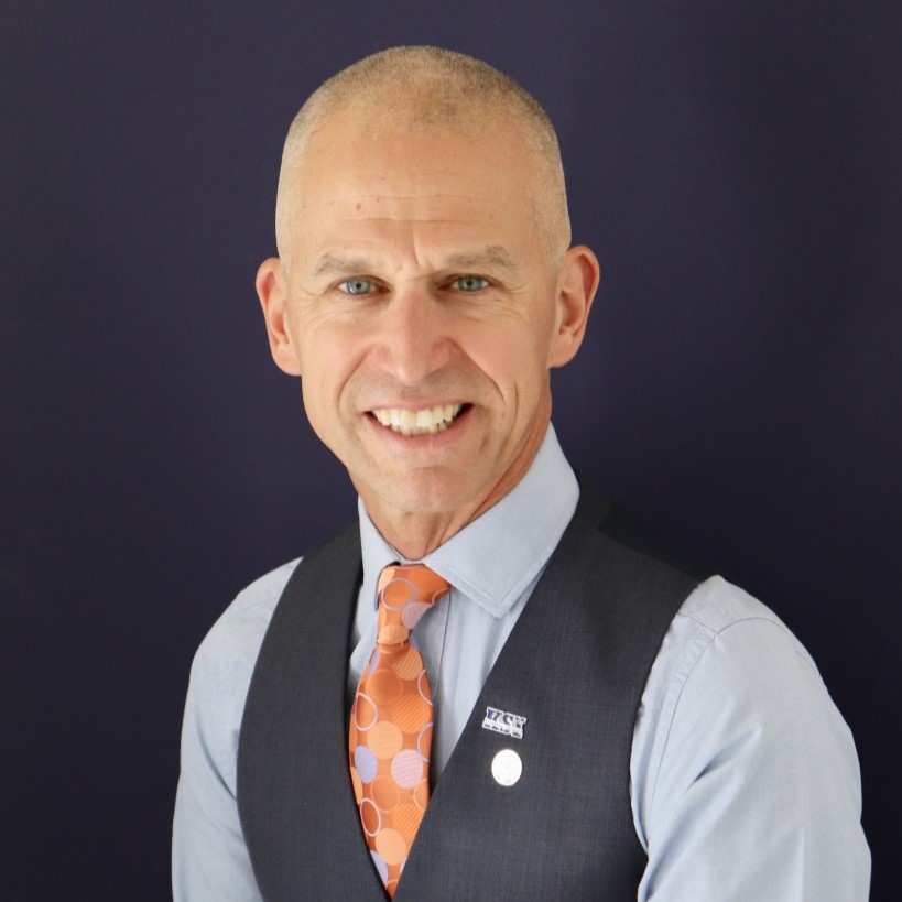 Headshot of Doug Casa