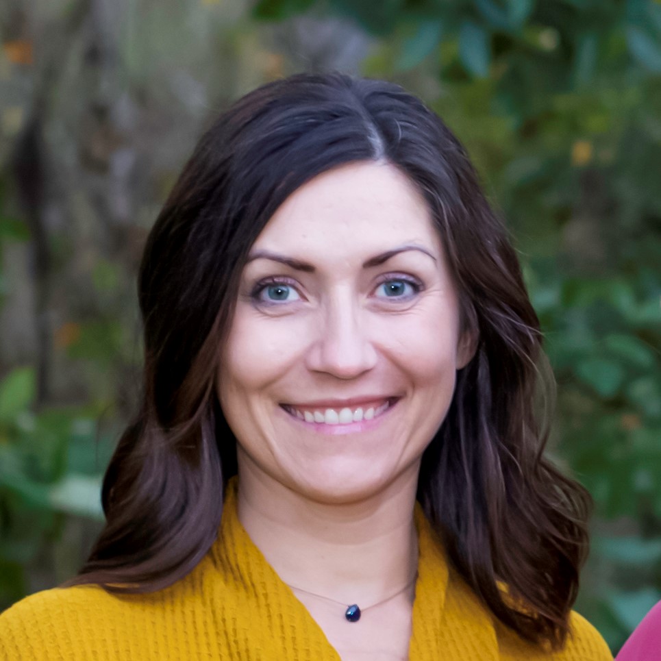 Headshot of Casey Colin