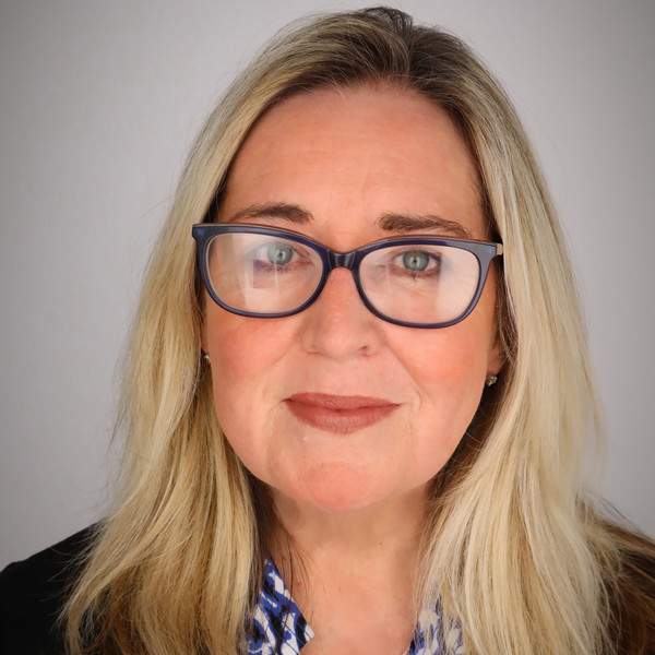 Headshot of Meghan Niemczyk