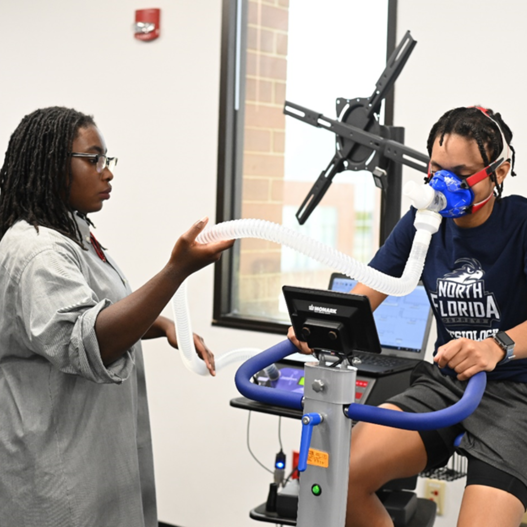 Graded maximal exercise test (GXT) on a cycle ergometer
