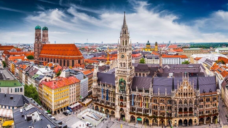 City block of Munich from above