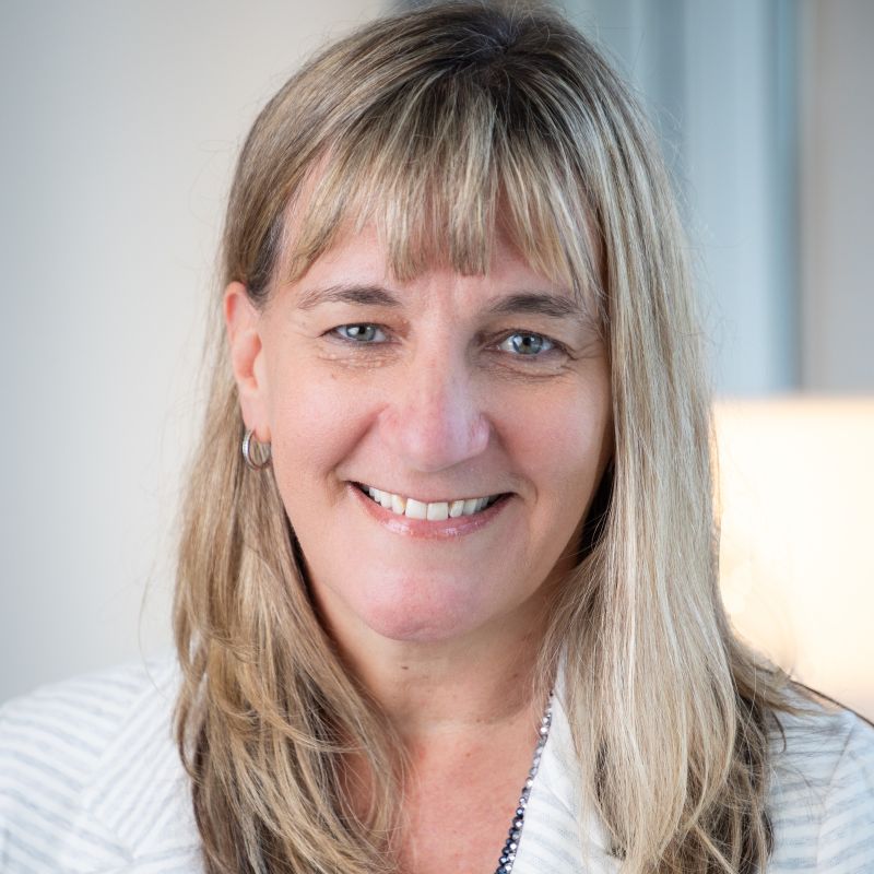 Headshot of Kathy Hester