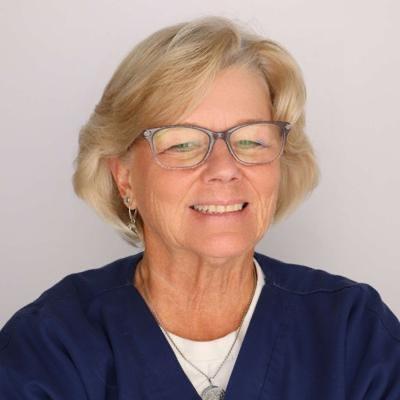 Headshot of Dr. Beven Livingston