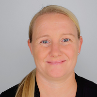 Carly headshot