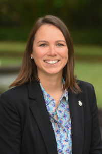 Audra Larsen headshot