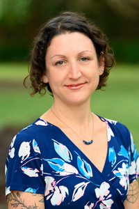 Laura-Anderson-headshot-2025