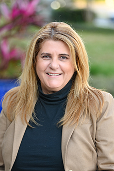 dimitra kantemiri headshot