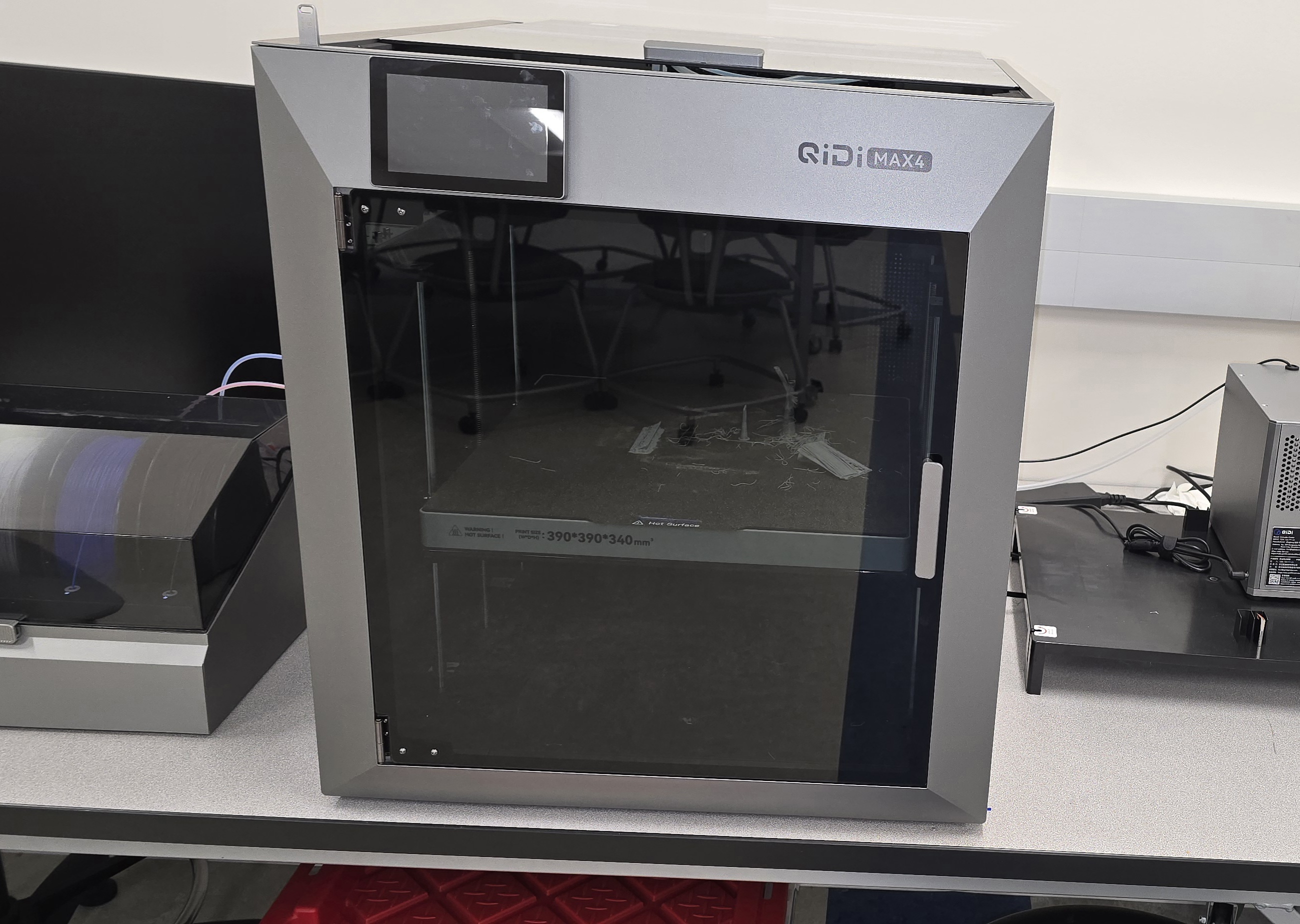 Qidi MAX4 3D printer