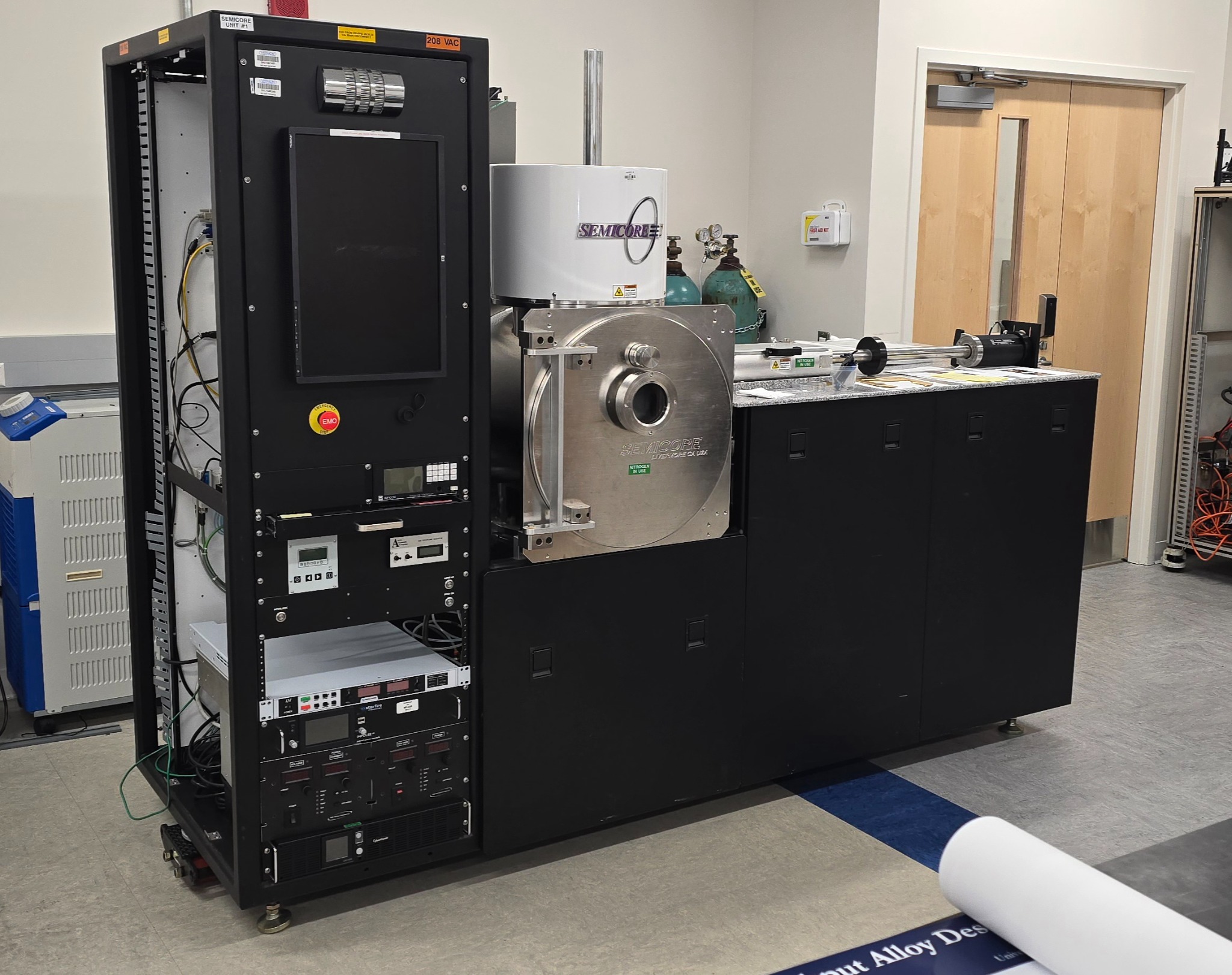 Semicore thin film deposition system