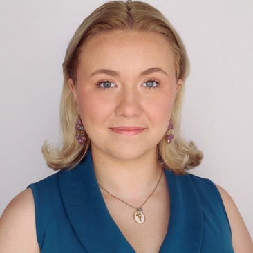 Headshot of Contessa