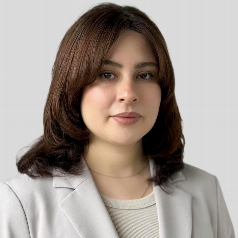 Samira Vafayeslahi headshot.