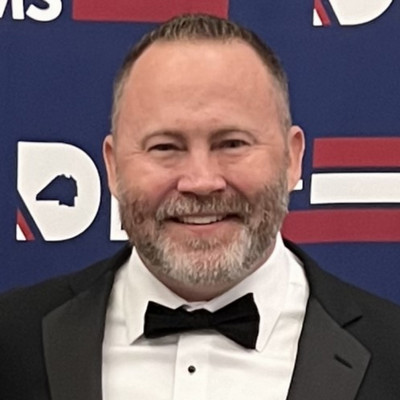 Carlton Lee