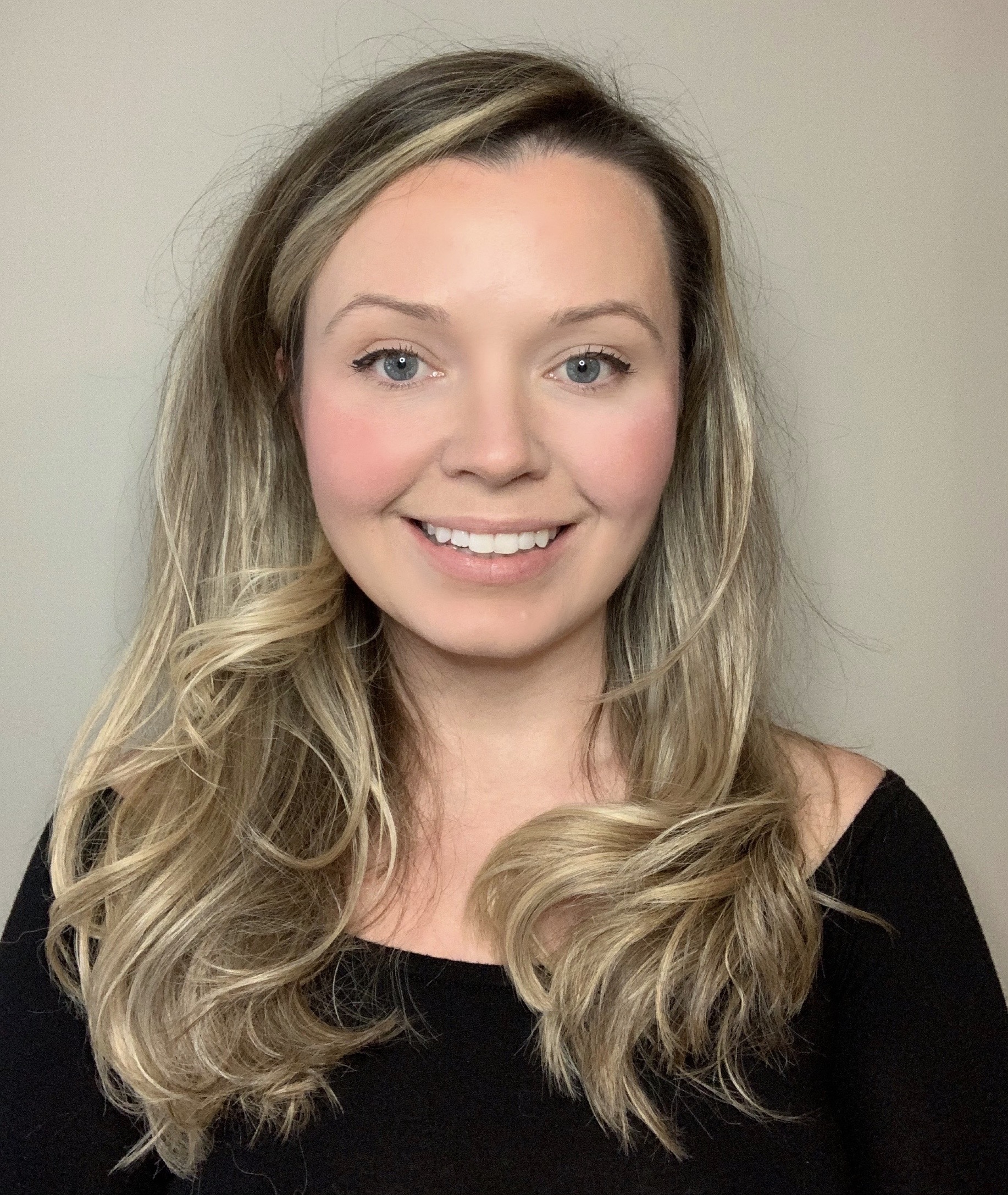 Ashley Maxwell headshot