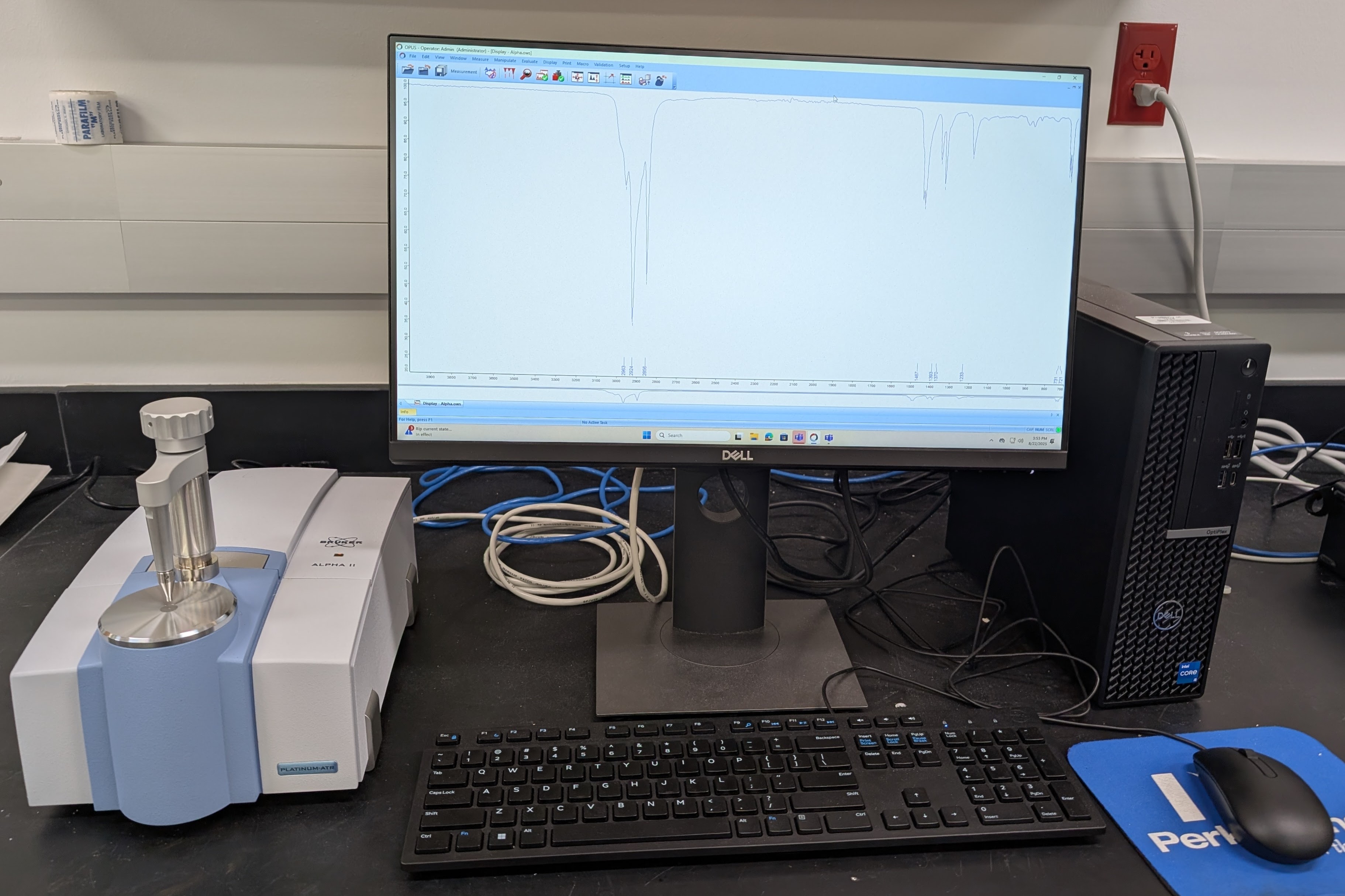 Bruker Alpha II-Platinum FTIR instrument