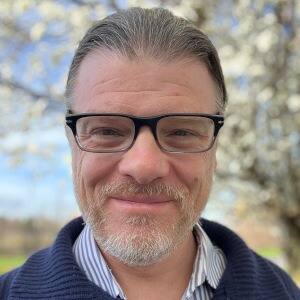 Clayton McCarl headshot