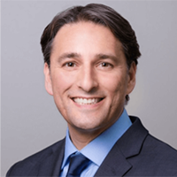 ali kasraeian headshot