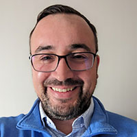 nick tzanev headshot