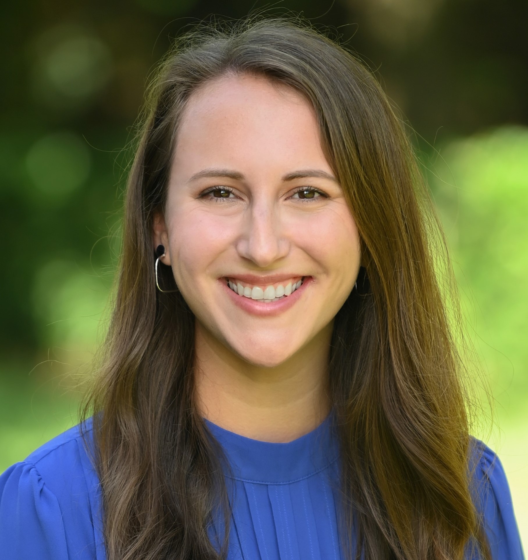 Headshot of Emily Crossett