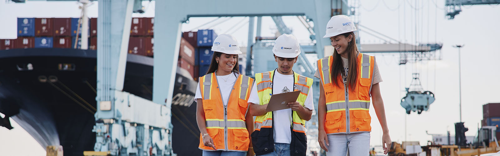 three students at Jaxport