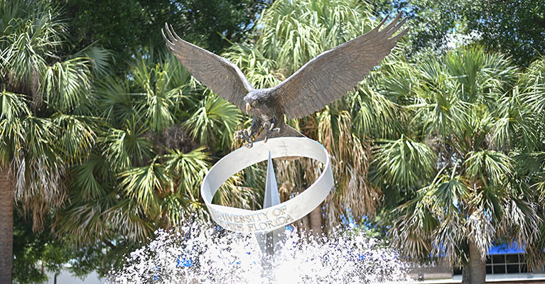iconic osprey fountain