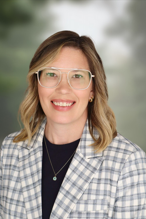 Rachel Winter Headshot