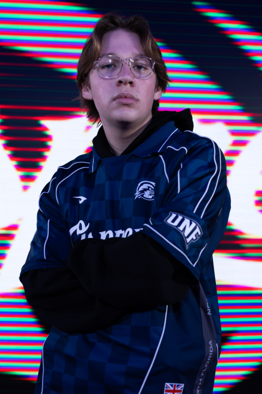 Casan Melville for Fortnite Varsity wearing a UNF Esports jersey