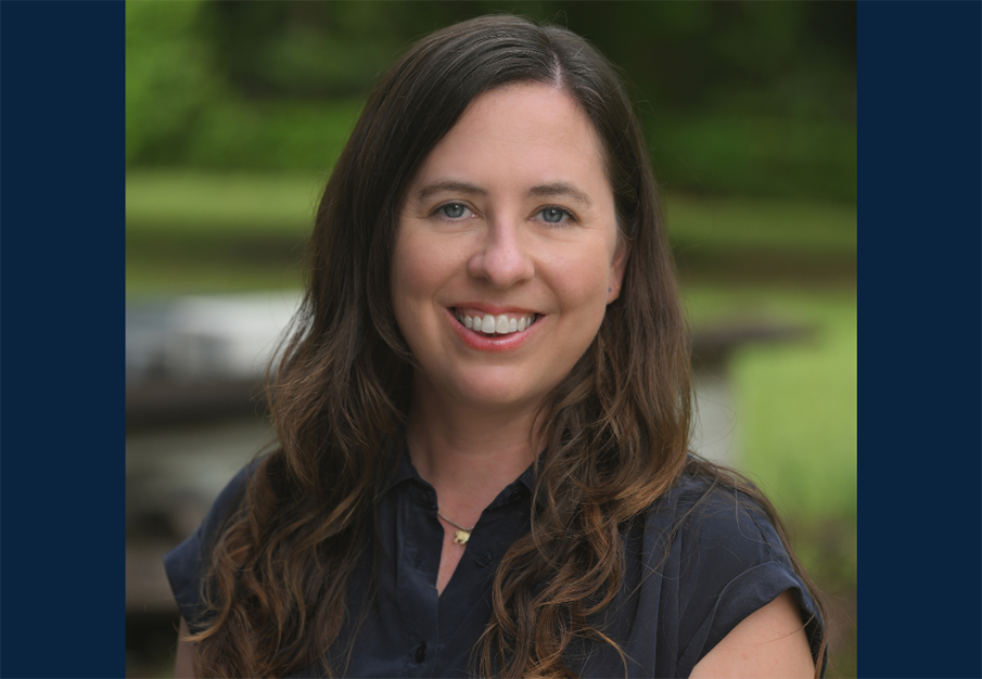 Andrea Swinehart Headshot