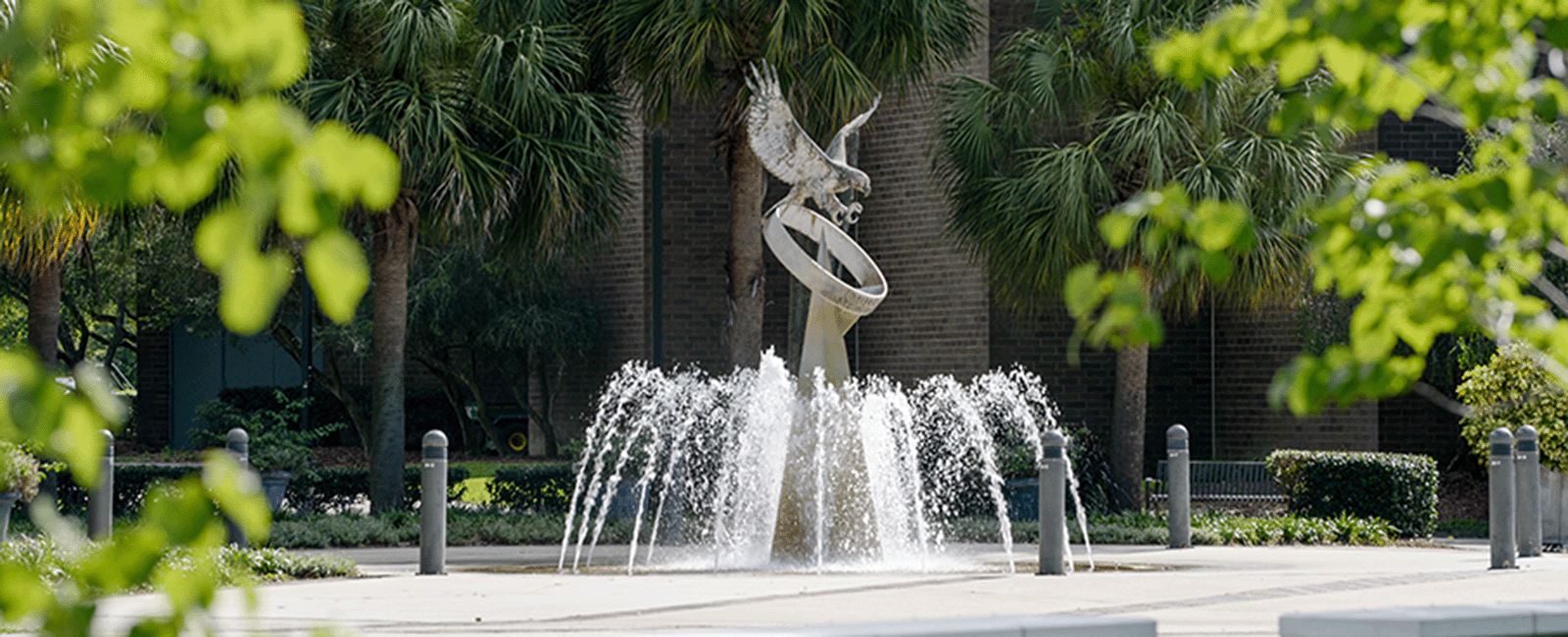 osprey fountains at UNF campus
