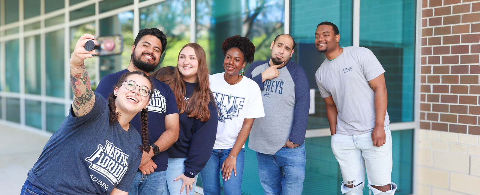 UNF Residence Life Coordinators taking a selfie