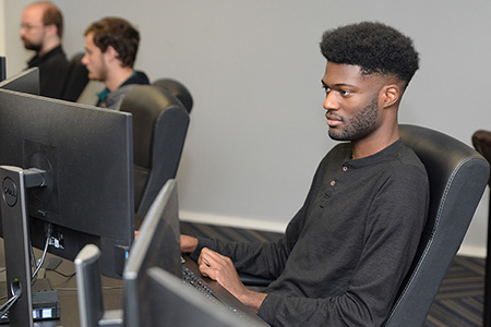 Students using computers in the UNF Computer Lab