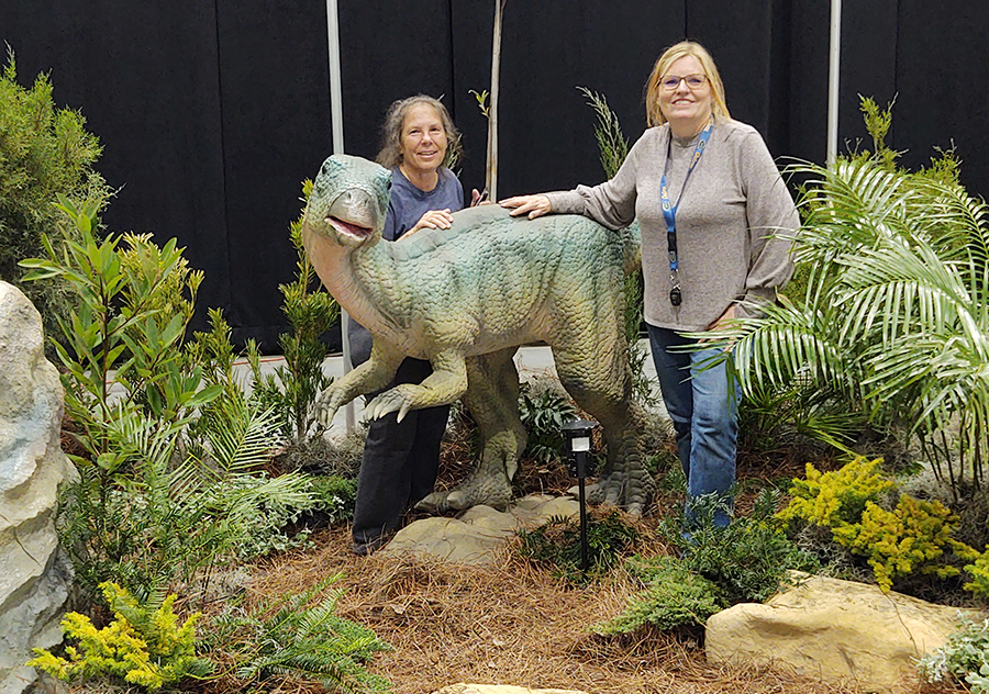 Joyce Buscaglia (L) and Rhonda Gracie (R)