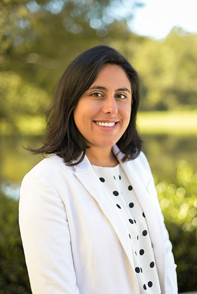 headshot of Gabriela Vargas Uribe