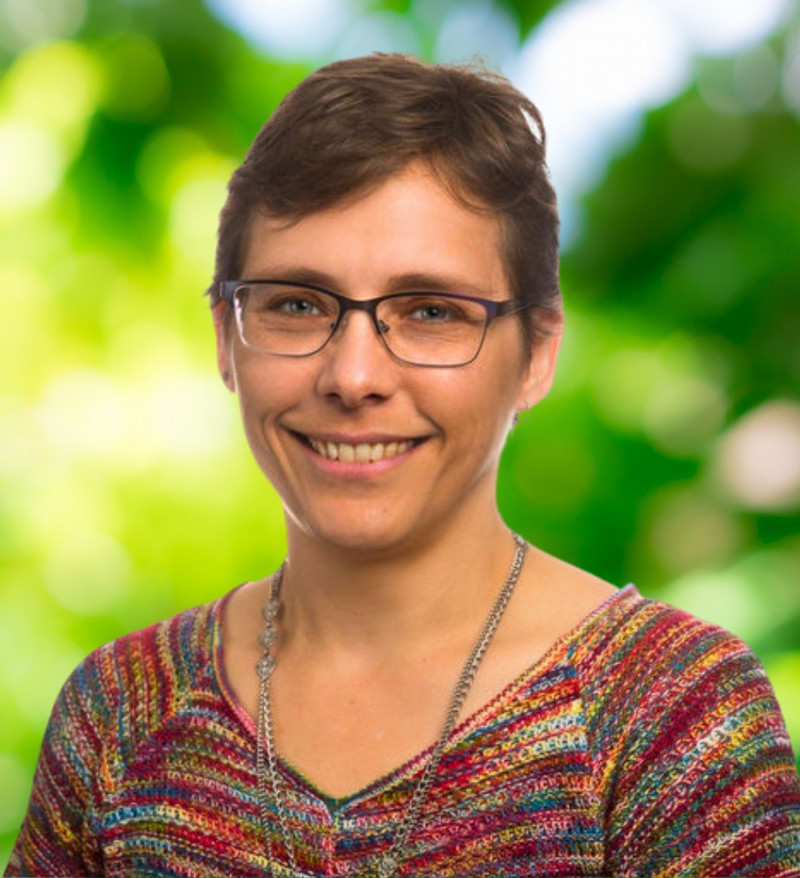 Dr. Stacey Hobbick headshot