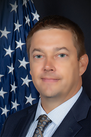 headshot of Jon Askins