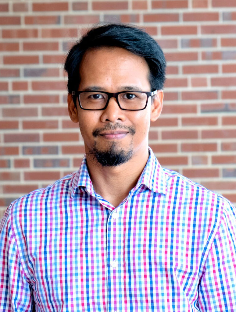 Dr. Florentino De la Cruz, assistant professor of civil engineering