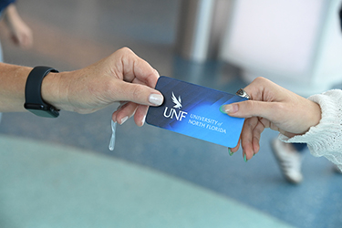 UNF luggage tag