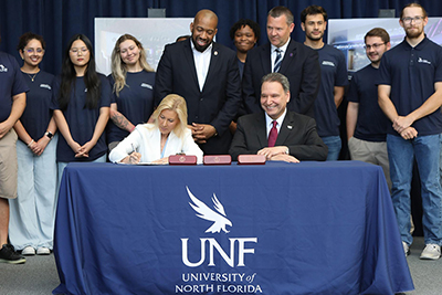Mayor Donna Deegan signs bill for new UNF esports arena