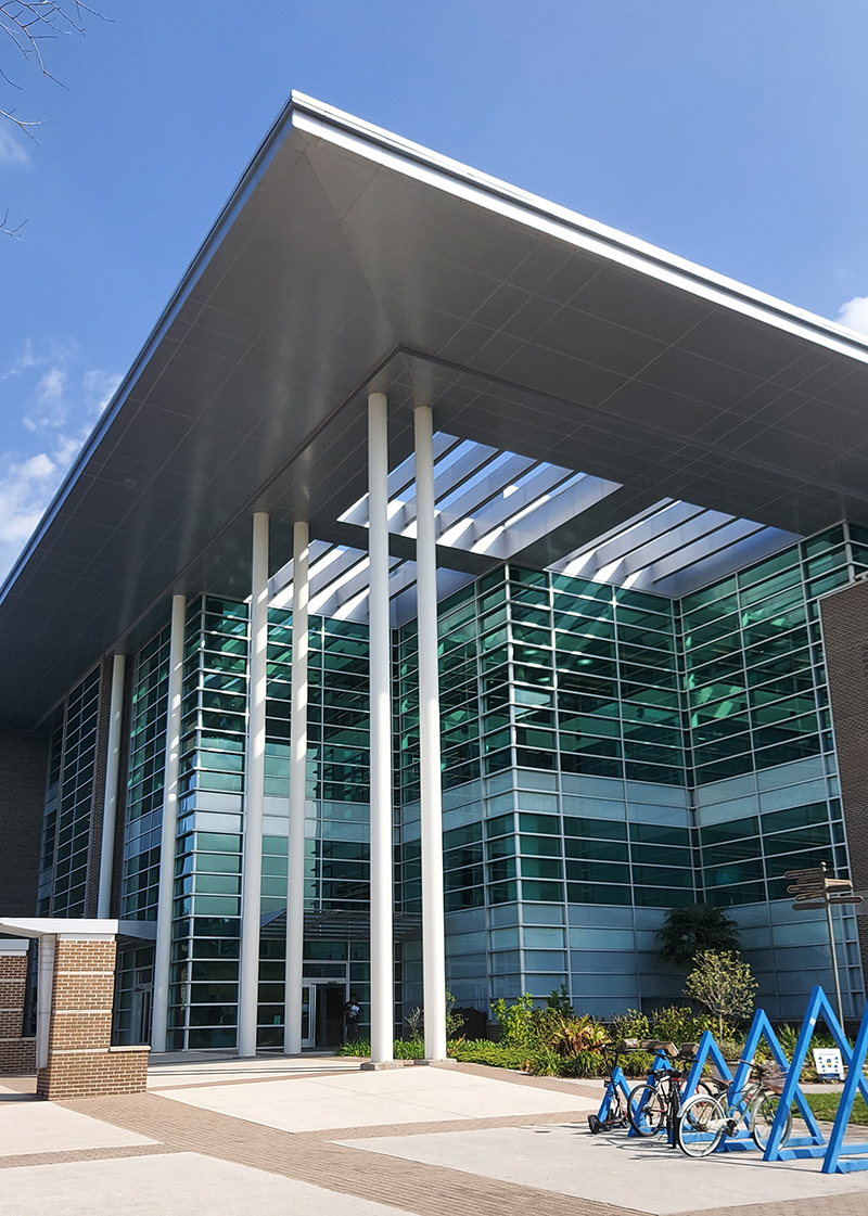 Thomas G. Carpenter Library