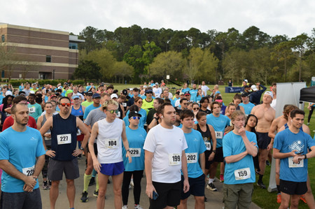 Marathon runners gathered at the startling line