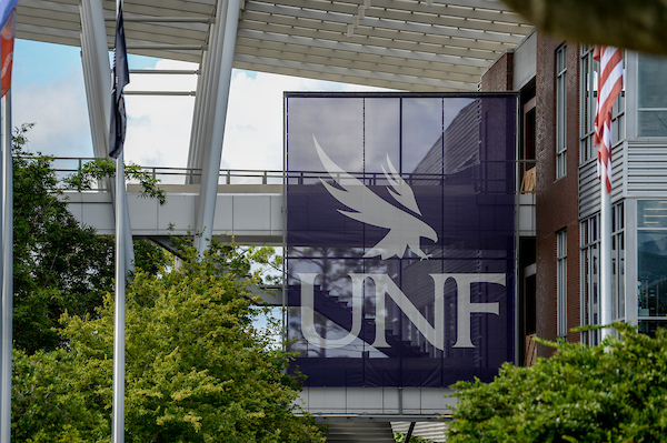 UNF sign in Osprey Plaza