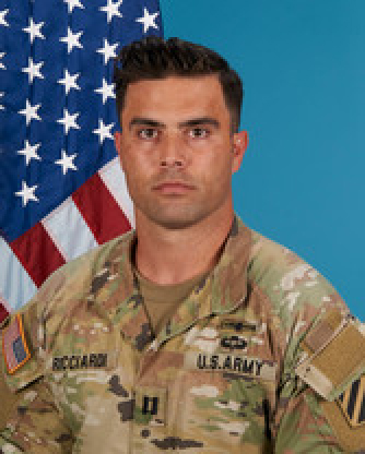 headshot of Christopher Ricciardi