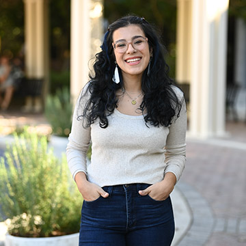 Camila Lopez McCarl Headshot