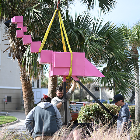 Flamingosis sculpture installation