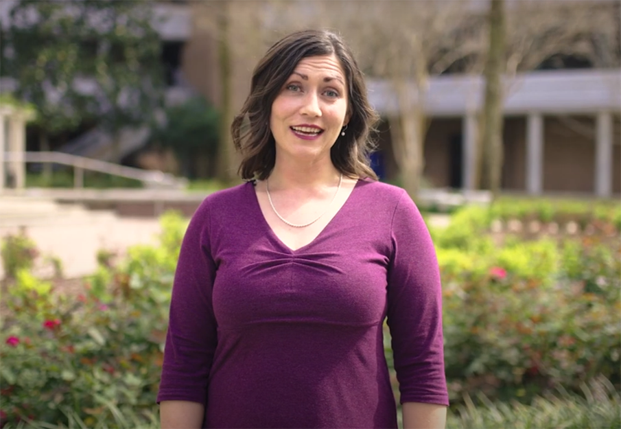 Dr. Casey Colins standing outside discussing nutrition