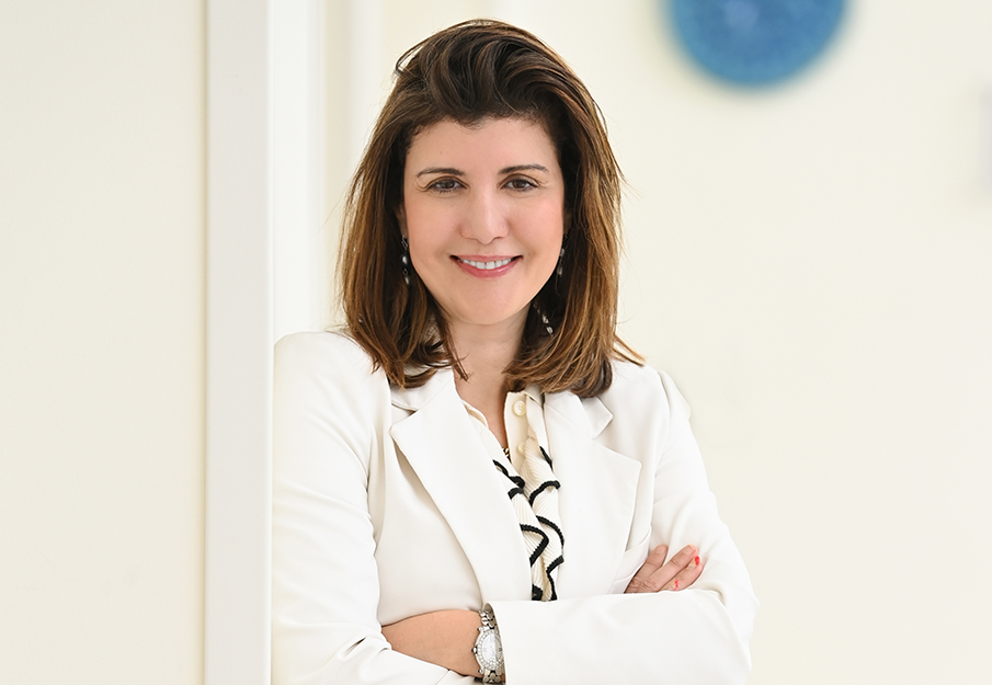 Dr. Alya Limayem headshot