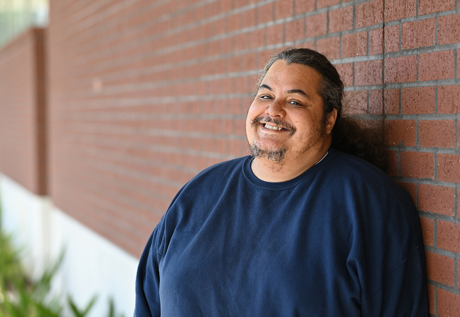 UNF groundskeeper Leon Davidson